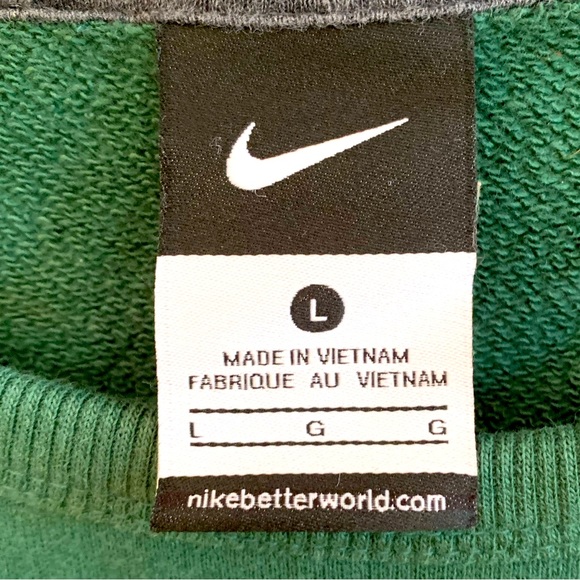 UNIVERSITY OF OREGON Sweatshirt - Picture 2 of 4